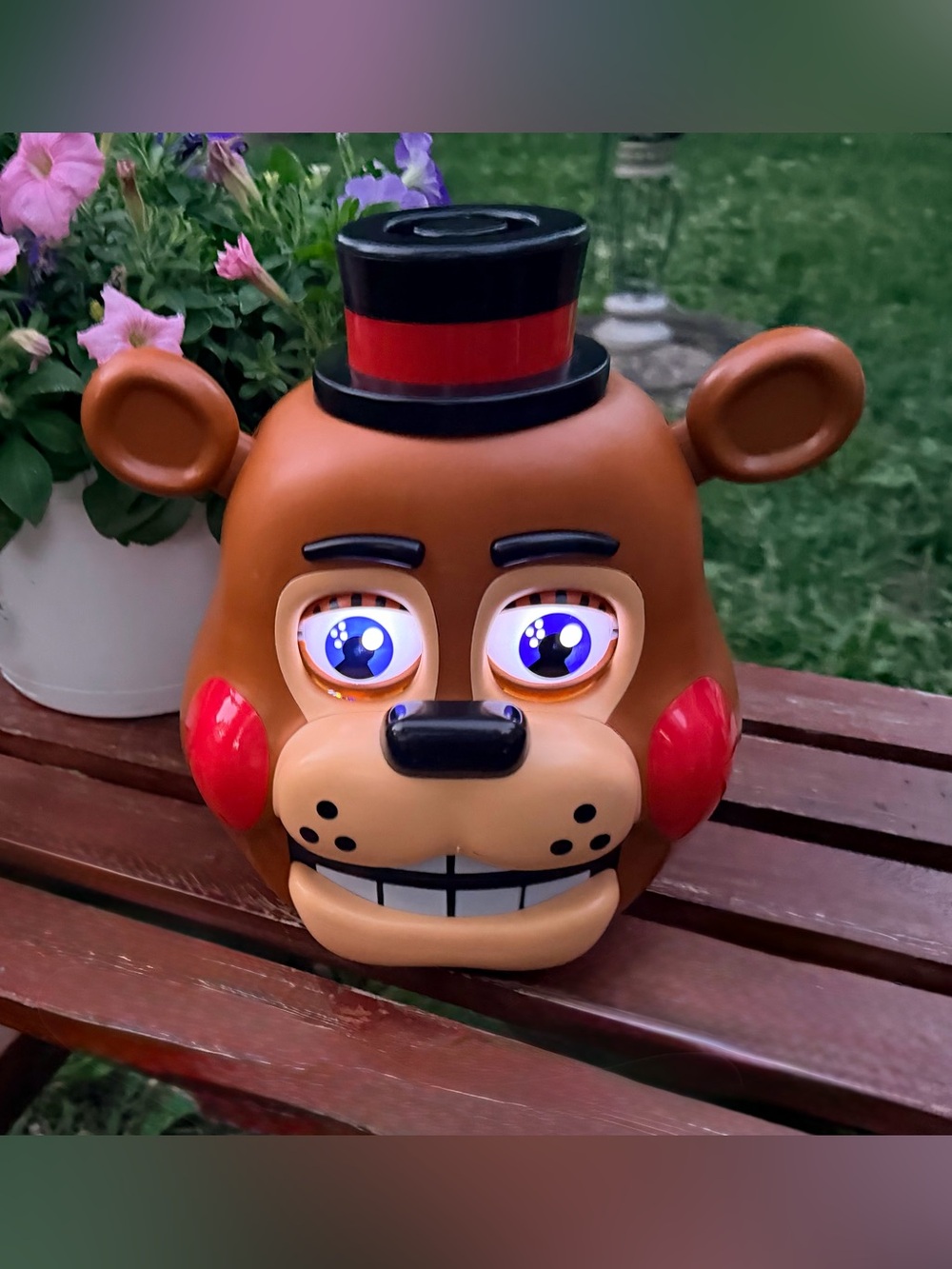 Five Nights at Freddy's Fazbear Light up Animatronic Head Bundle Series 2 FNAF